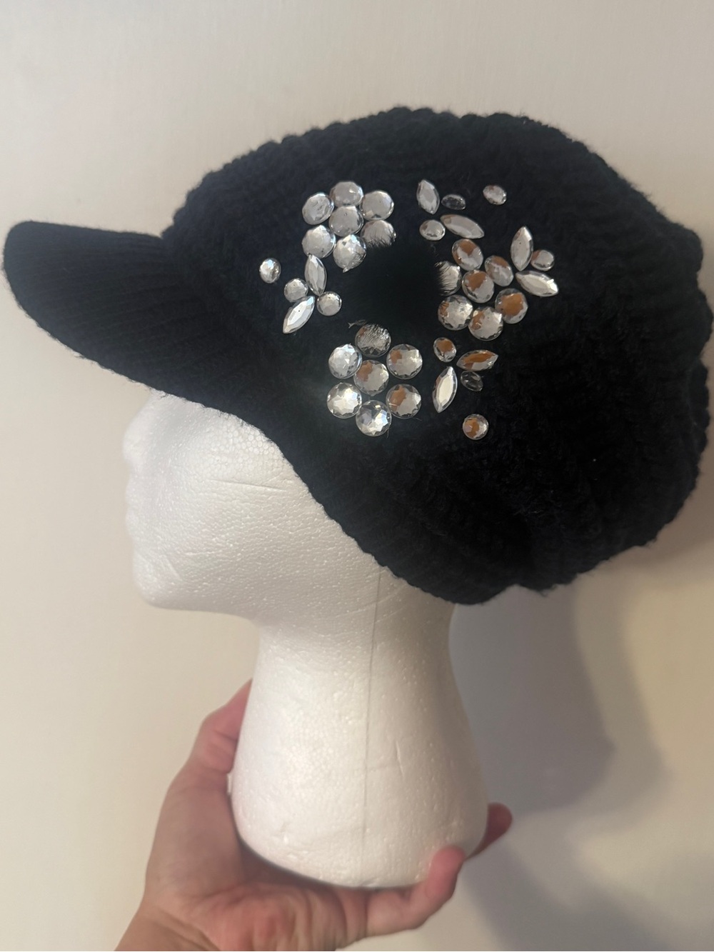 Crystal-Embellished Black Knit Cap Beanie with Visor Y2K OS